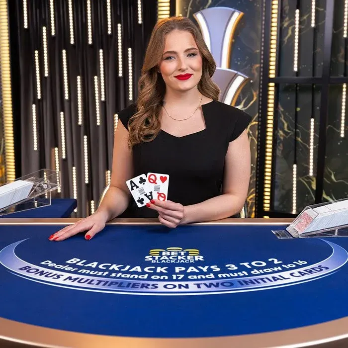 Crupier en vivo en mesa de casino